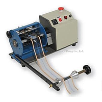 Thiết bị máy cắt chân linh kiện trong công đoạn gia công điện tử
